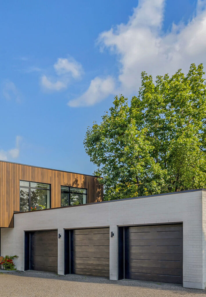 Banner_Vog_10x8_Black_Mobile